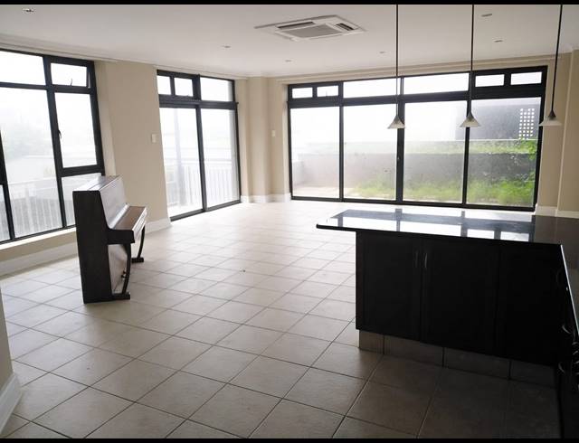 3 BEDROOM APARTMENT FOR SALE IN POINT WATERFRONT